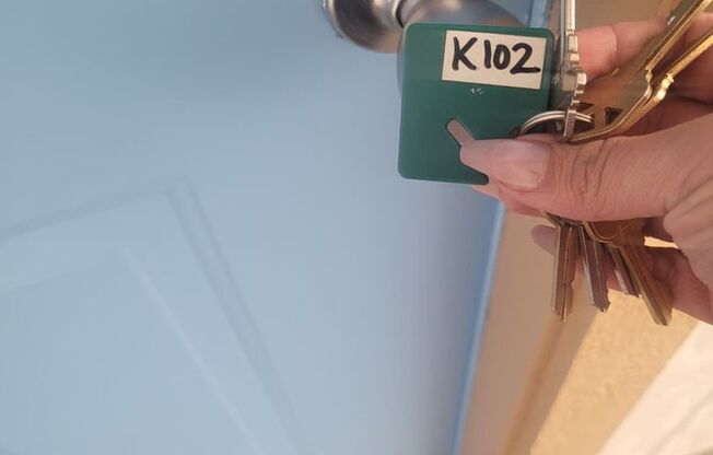 2 beds, 1 bath, 867 sqft, $1,255, Unit 601 K102