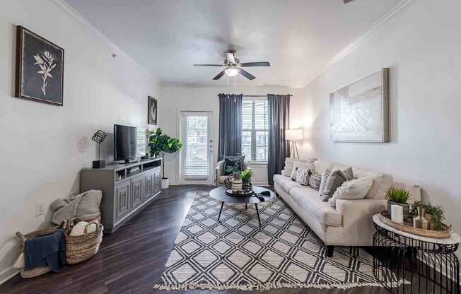 95twenty Apartments in Northwest Austin, TX