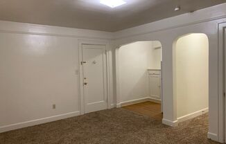 Studio, 1 bath, $725, Unit #103