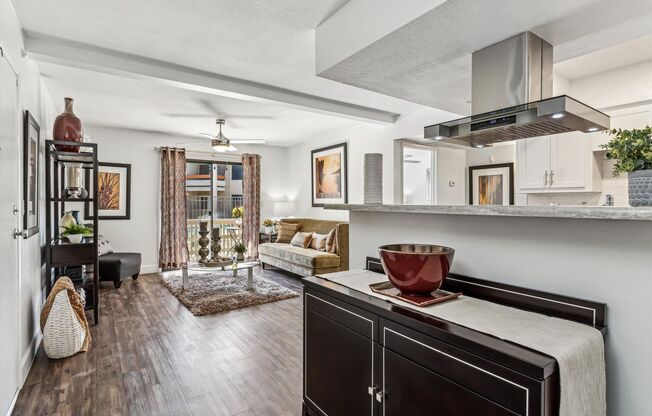 2 beds, 2 baths, 892 sqft, $1,409, Unit 244
