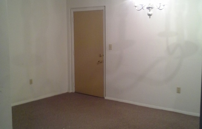Delcor Apartments LLC
