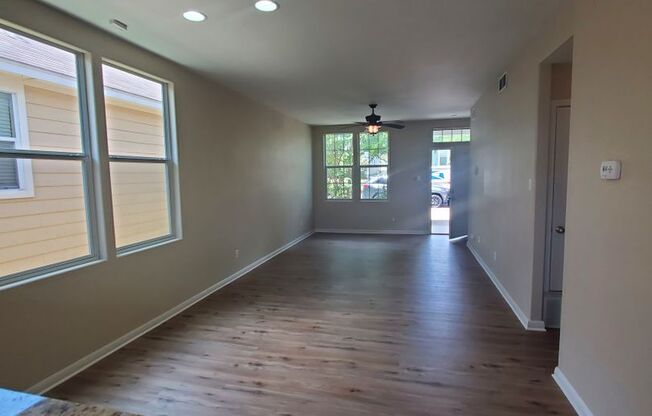 KYLE / PLUM CREEK  ( 2 wks free w/ lease through 5/31/27 & qualified app )_