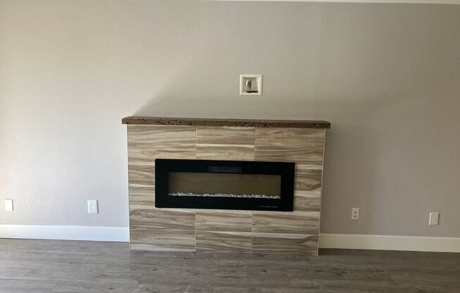 Fully Renovated Redmond 1 Bedroom