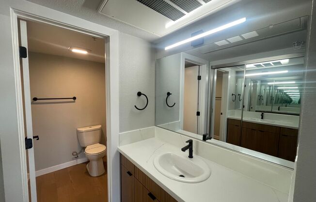 2 beds, 2 baths, 960 sqft, $3,410, Unit A-212