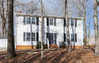 Charming 3 Bedroom In North Raleigh Neighborhood