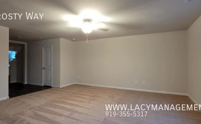 3 beds, 2.5 baths, 1,800 sqft, $1,895