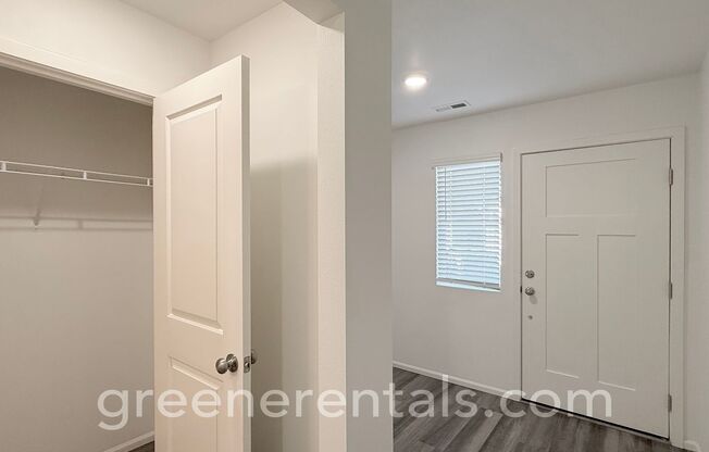 Available! Spacious 4BR/2.5BA Home in South Tumwater