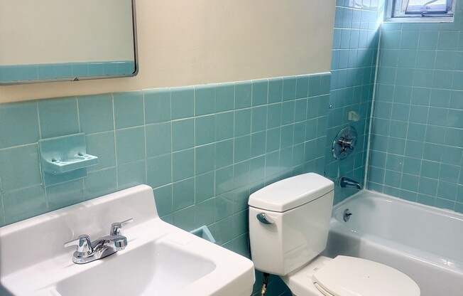 1 bed, 1 bath, 527 sqft, $2,000, Unit 10