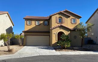 Two Story 3 bed/2.5 bath home in Silverado Ranch area