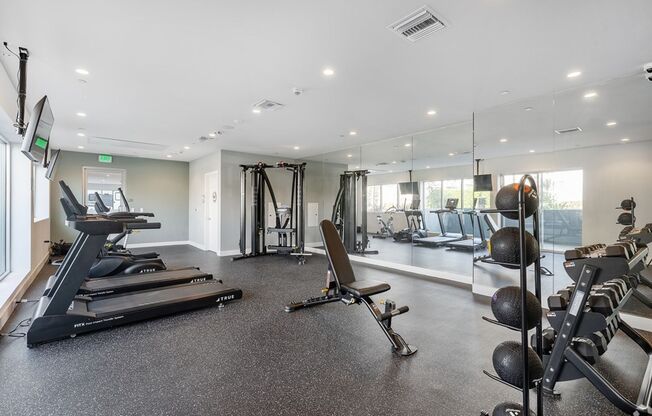 4 beds, 4 baths, 1,550 sqft, $5,695, Unit 210
