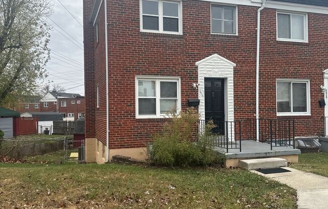 Three-Bedroom House In Parkville