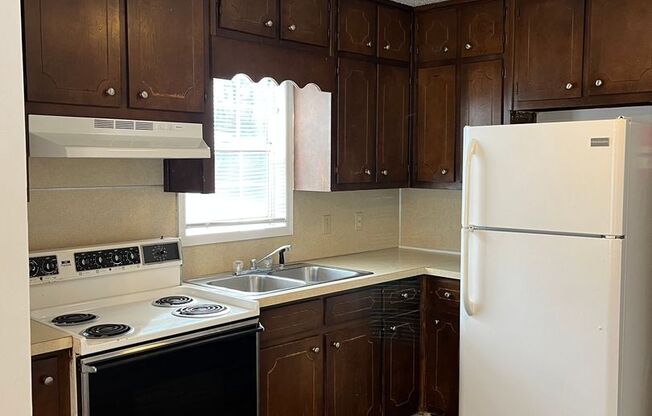 1 bed, 1 bath, 750 sqft, $1,125, Unit C3