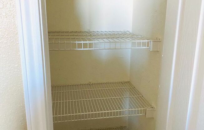 3 beds, 2 baths, 973 sqft, $1,045, Unit 2309