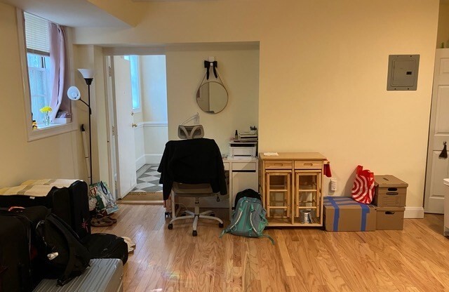 1 bed, 1 bath, 360 sqft, $2,200, Unit F