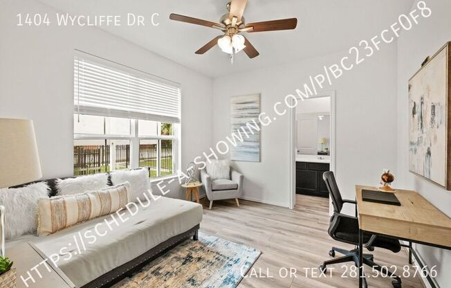 1404 WYCLIFFE DR