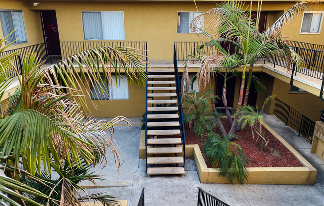 49th Street Apartments