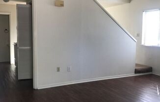 College Station - 2 bedrooms / 1.5 Bath - Fourplex for rent. Great location for students!!