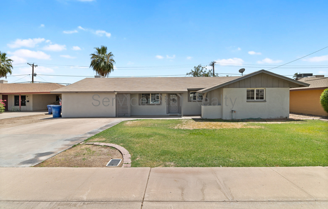 923 E WESLEYAN DR