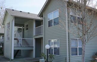 401 RATCLIFF DRIVE SE