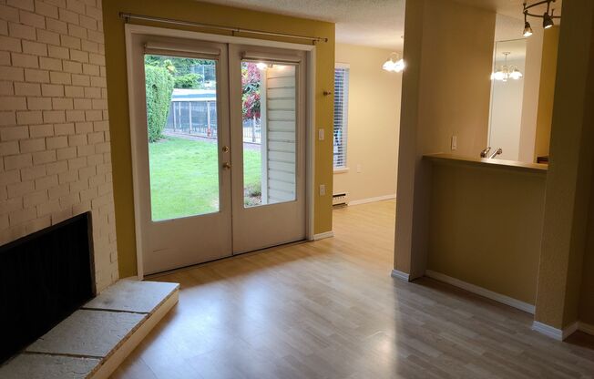 Gorgeous ground floor 1 bedroom condo