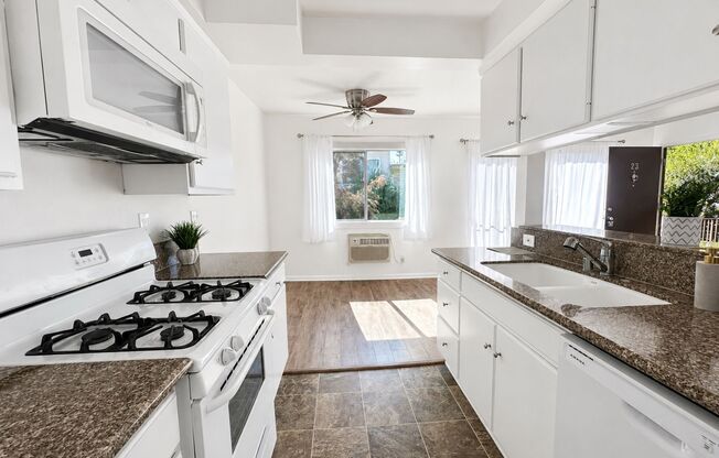 11915 Burbank Blvd Valley Village, CA 91607-1 Bed Unit NOW LEASING!