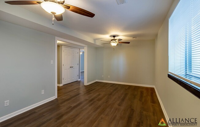 4 beds, 2 baths, 2,200 sqft, $1,900, Unit A