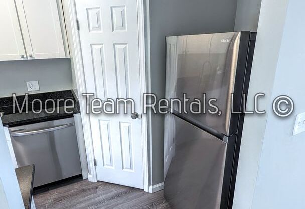 2 beds, 1 bath, $1,475