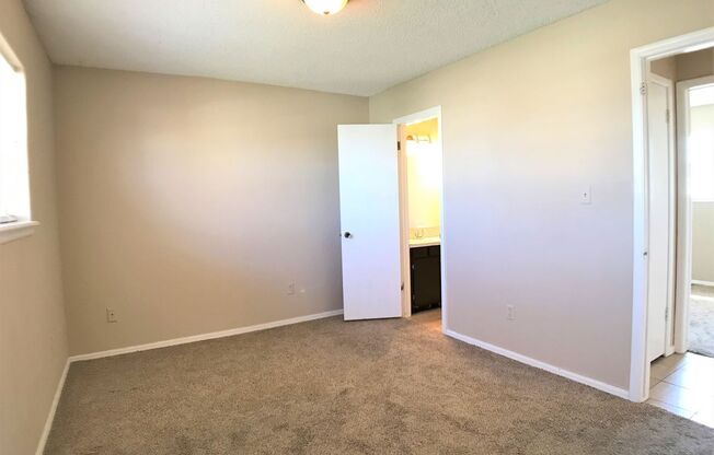 3 beds, 1 bath, $1,300