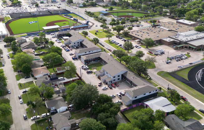 3 beds, 2 baths, 1,000 sqft, $1,718, Unit 1809-108