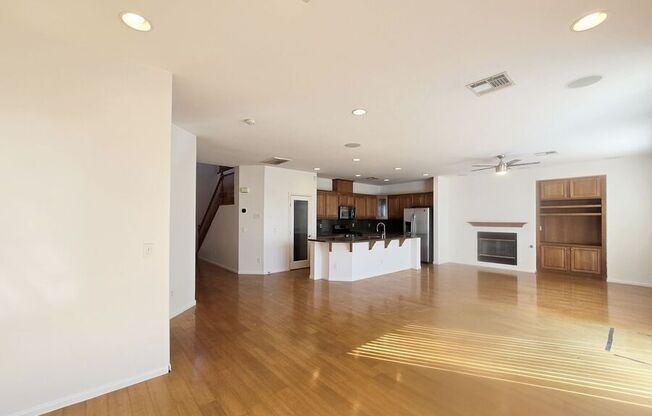 7423 COYOTE CAVE AVE