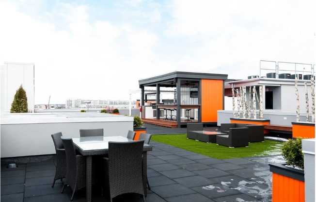 1 bed, 1 bath, 640 sqft, $3,400, Unit Unit 408