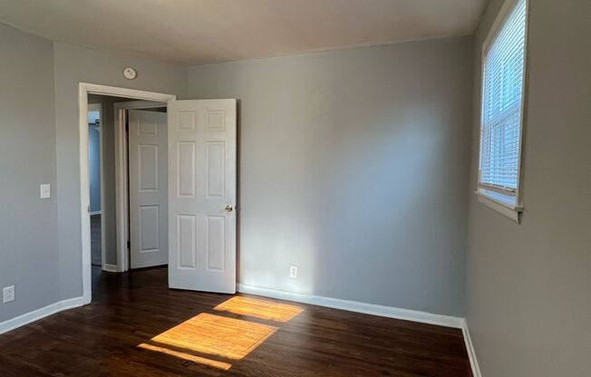 3 beds, 1 bath, $1,799