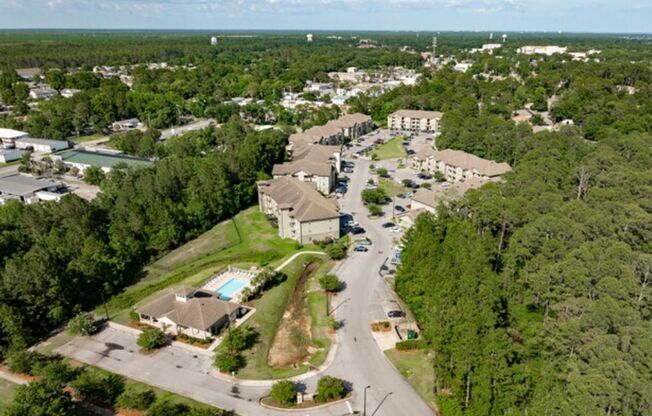 The Residences at Cypress Preserve Beautiful 1B/1B Apartment in FWB in Pristine Nature Setting!