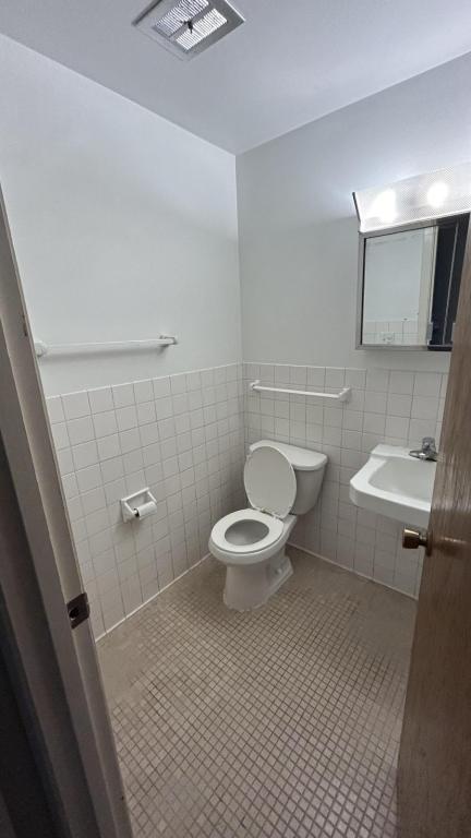 1500 10 AVE S