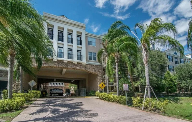 4221 W SPRUCE STREET