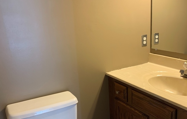 2 beds, 2 baths, $1,595