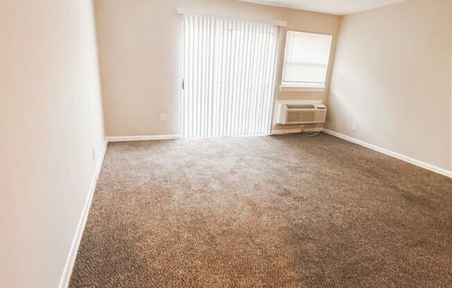 1 bed, 1 bath, 672 sqft, $1,175, Unit 2010-01