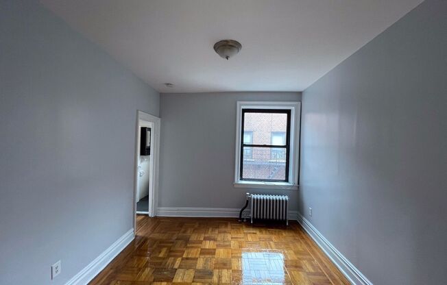 Hummingbird Heights 320