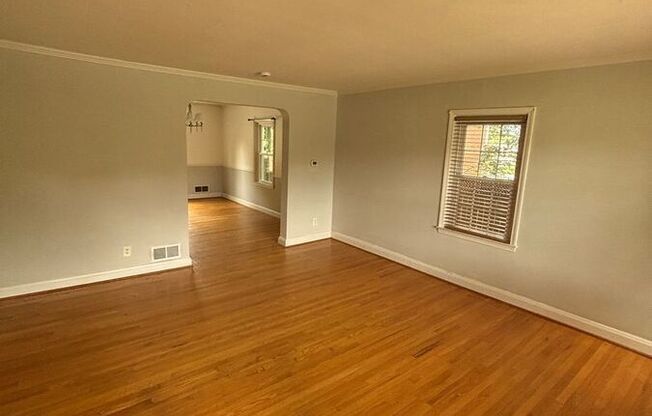 906 FAIRMOUNT AVE