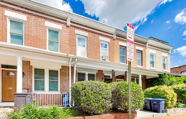 2013 4th Street, NW Washington, DC 20001 - 3 Bed 1 Bath Near Metro! 2 Year LEASE SPECIAL!