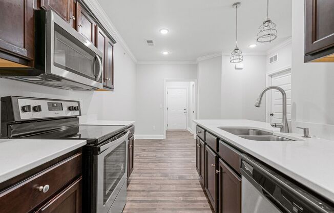 2 beds, 2 baths, 1,000 sqft, $1,250, Unit B303