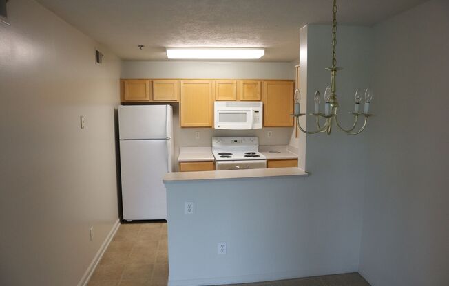 1 bed, 1 bath, 671 sqft, $1,099, Unit 28-28302