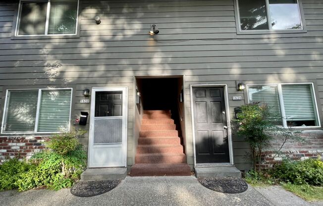 1626-1646 SE Ash St. Portland, OR 97214