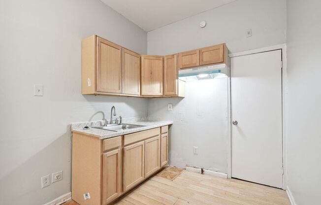 1 bed, 1 bath, $850