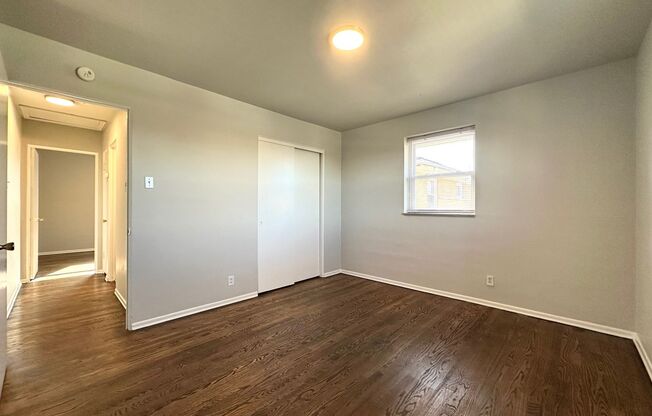 2 beds, 1 bath, 950 sqft, $1,025, Unit 2911-C