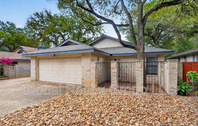 118 GOLDEN WAY