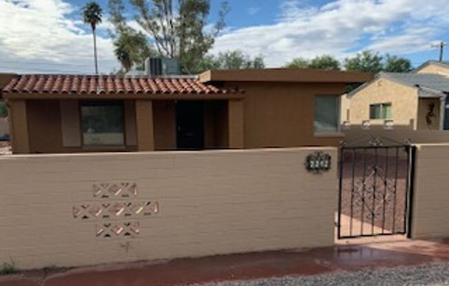 2 beds, 2 baths, $1,700