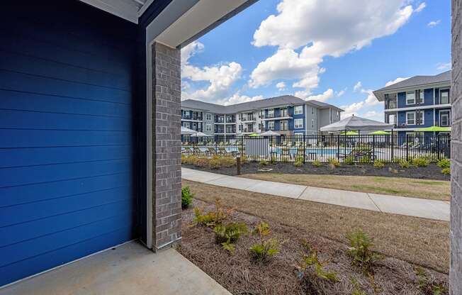 the preserve at ballantyne commons apartments exterior view