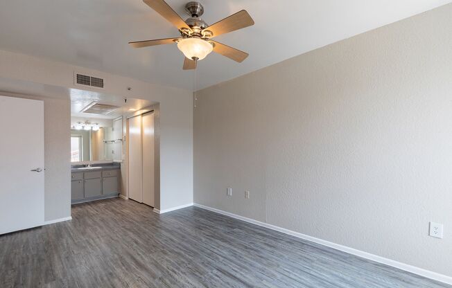 2 beds, 2 baths, 1,055 sqft, $1,825, Unit 110