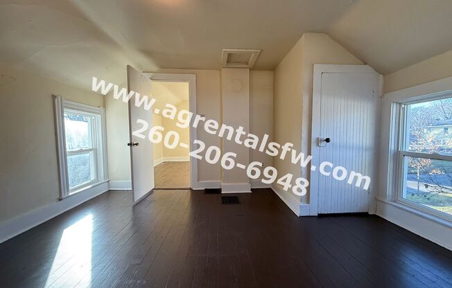 3 beds, 1 bath, $925